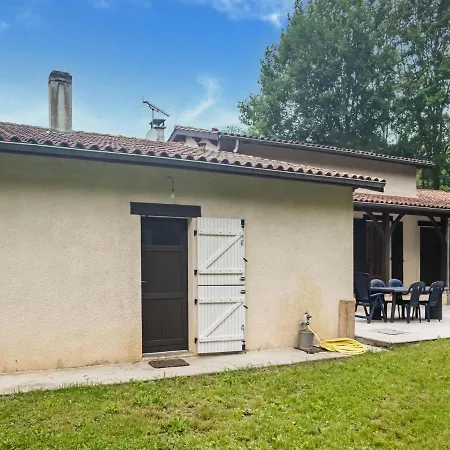 Vakantiehuis With Roofed Swimming Pool Villeneuve-sur-Lot