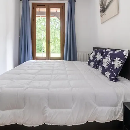 Dordogne Poolside Escape ヴィルヌーヴ・シュル・ロット