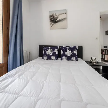 Сasa de vacaciones Dordogne Poolside Escape