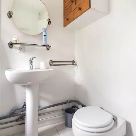 Dordogne Poolside Escape *